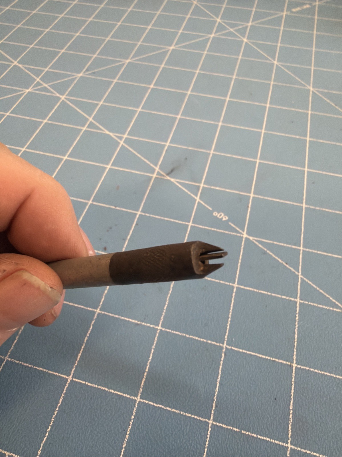 Cornwell Tools Flat Screw Starter Holder Knurled Magnetic Tip
