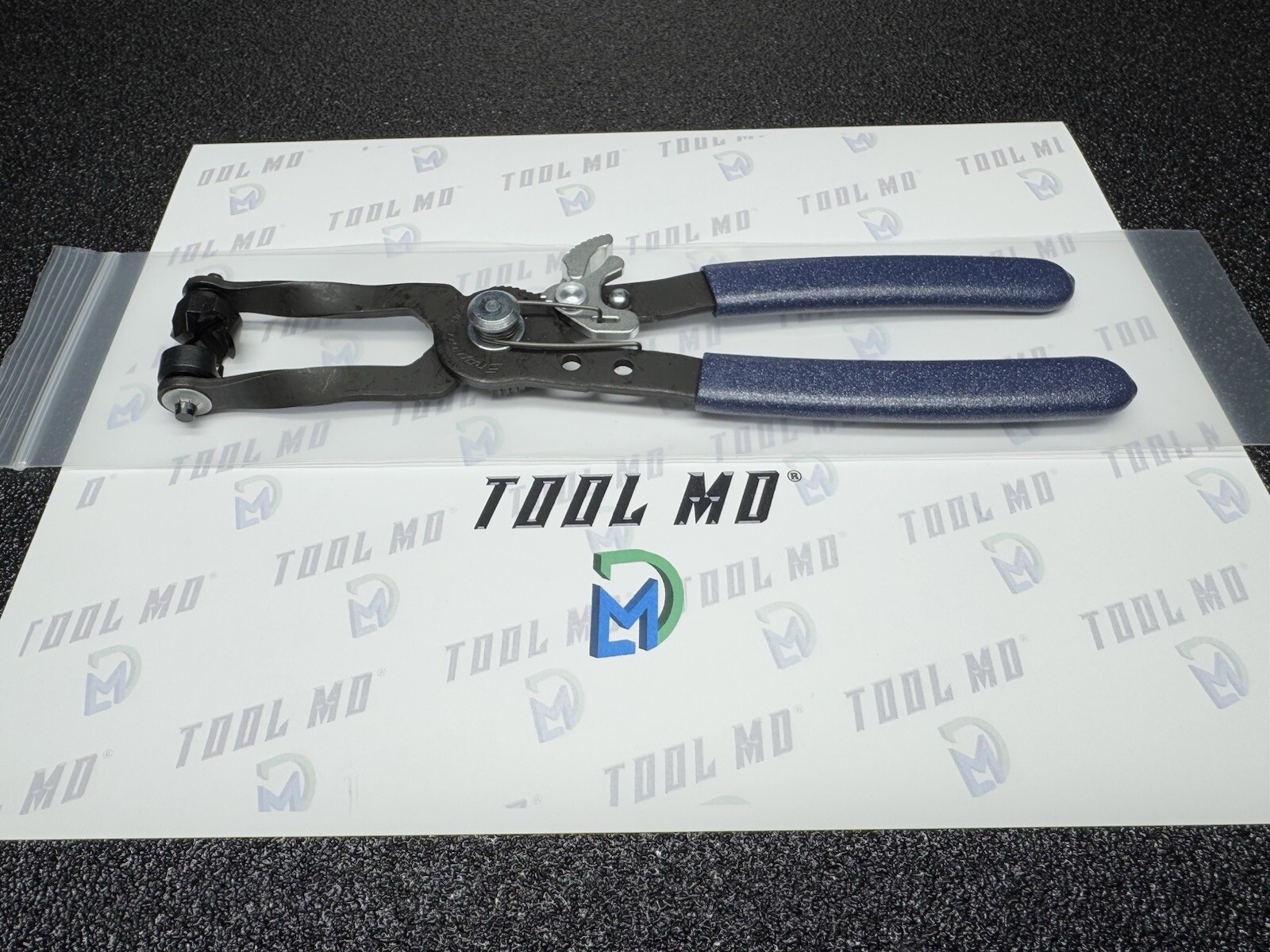 Snap-on Tools USA NEW STYLE POWER BLUE 9″ Universal Hose Clamp Pliers HCP11