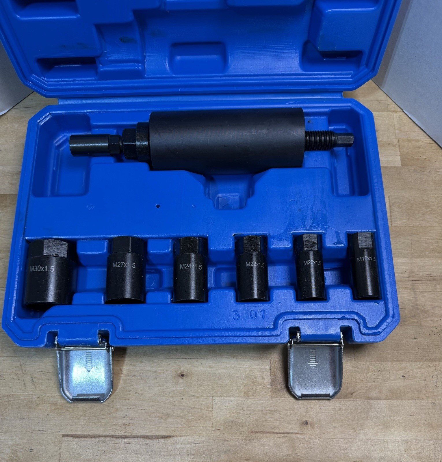 Winmax Driveshaft Puller Set with Storage Case Auto Repair Tool
