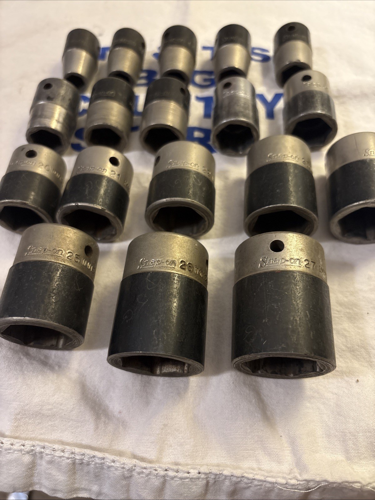 Snap-on Tools USA 1/2″ Drive 18pc 6pt Metric 10mm-27mm Shallow Impact Socket Set