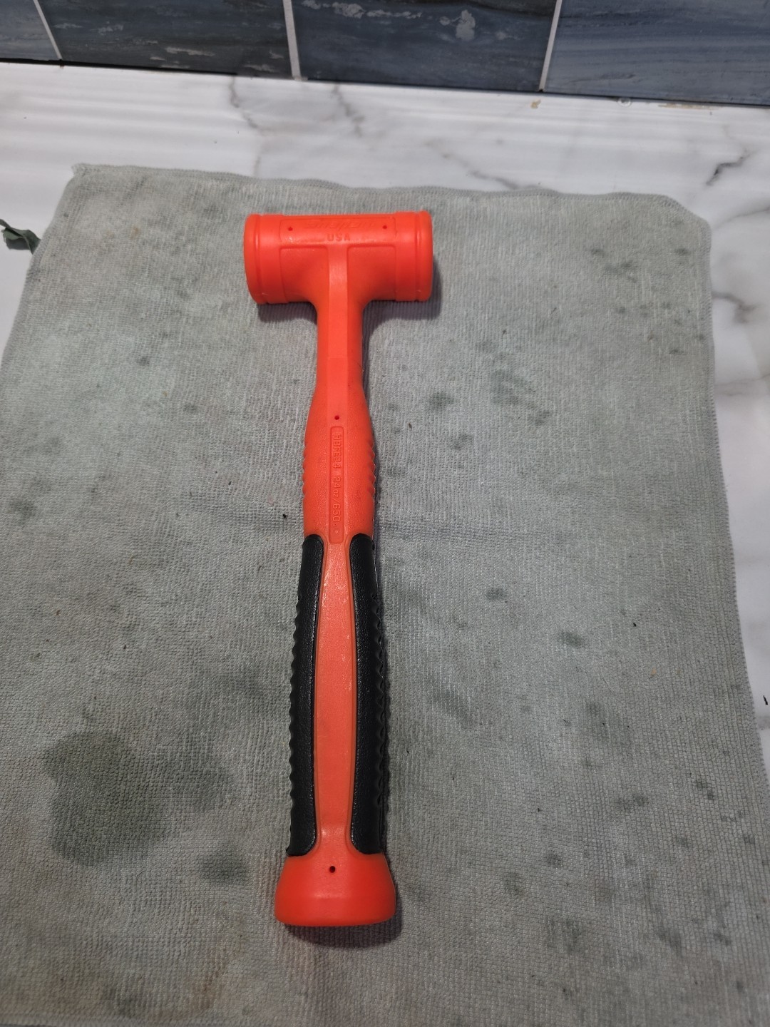 Snap-on HBFE24O 24 oz Soft Grip Dead Blow Hammer Orange 12-3/4″ Length