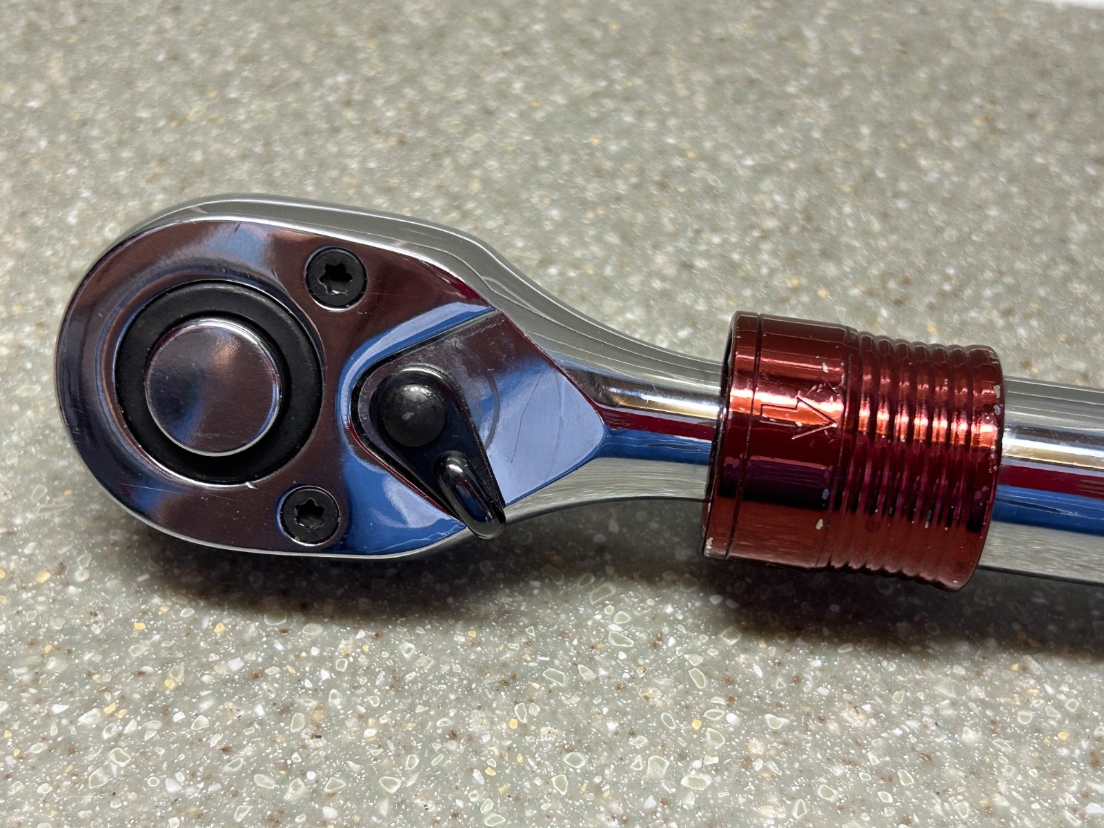 Great Neck 38021 1/2″ Drive Extendable Extending Ratchet Extends 11.5″ to 17″