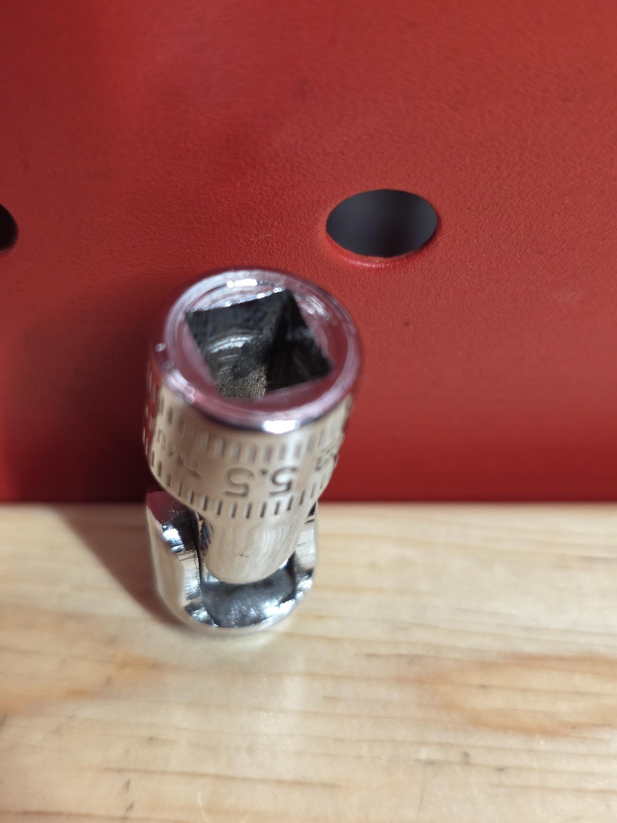 Snap-on TMUSM5.5 5.5mm 1/4″ Drive 6-Point Shallow Chrome Universal Swivel Socket