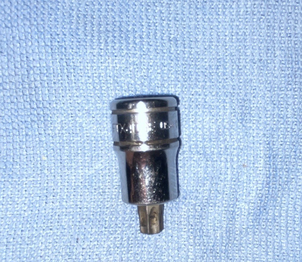 Snap-on FTX40SE 3/8″ Drive T40 Torx Stubby Bit Socket USA⁠