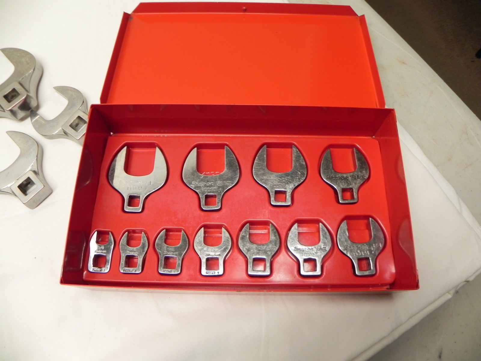 Snap-On 18 Pc 1/2» & 3/8» Dr SAE Open-End Crowfoot Wrench Set KRA40 Metal Box