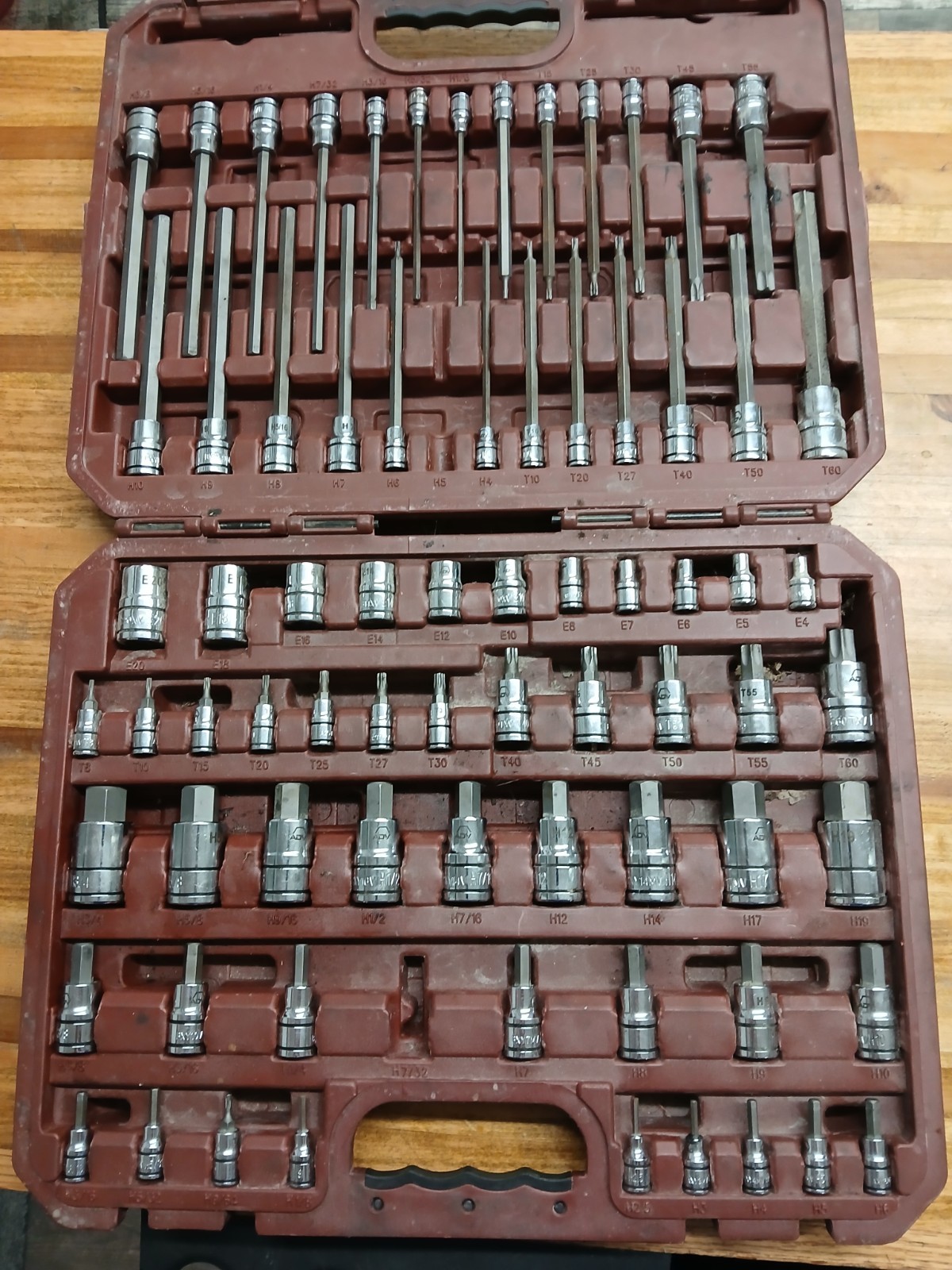Matco Tools 74 Piece Master ADV Hex/Torx Bit Socket Set Model SBS75VA.