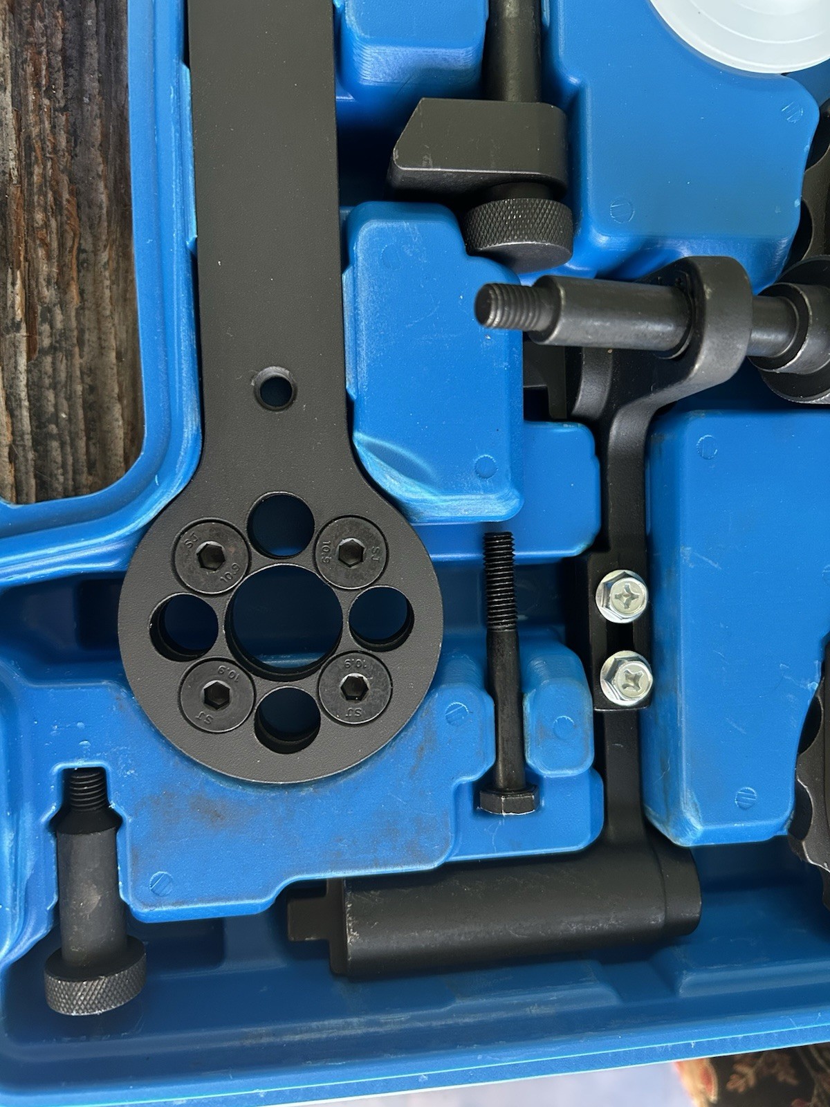 Camshaft Alignment Tool Kit For Volvo