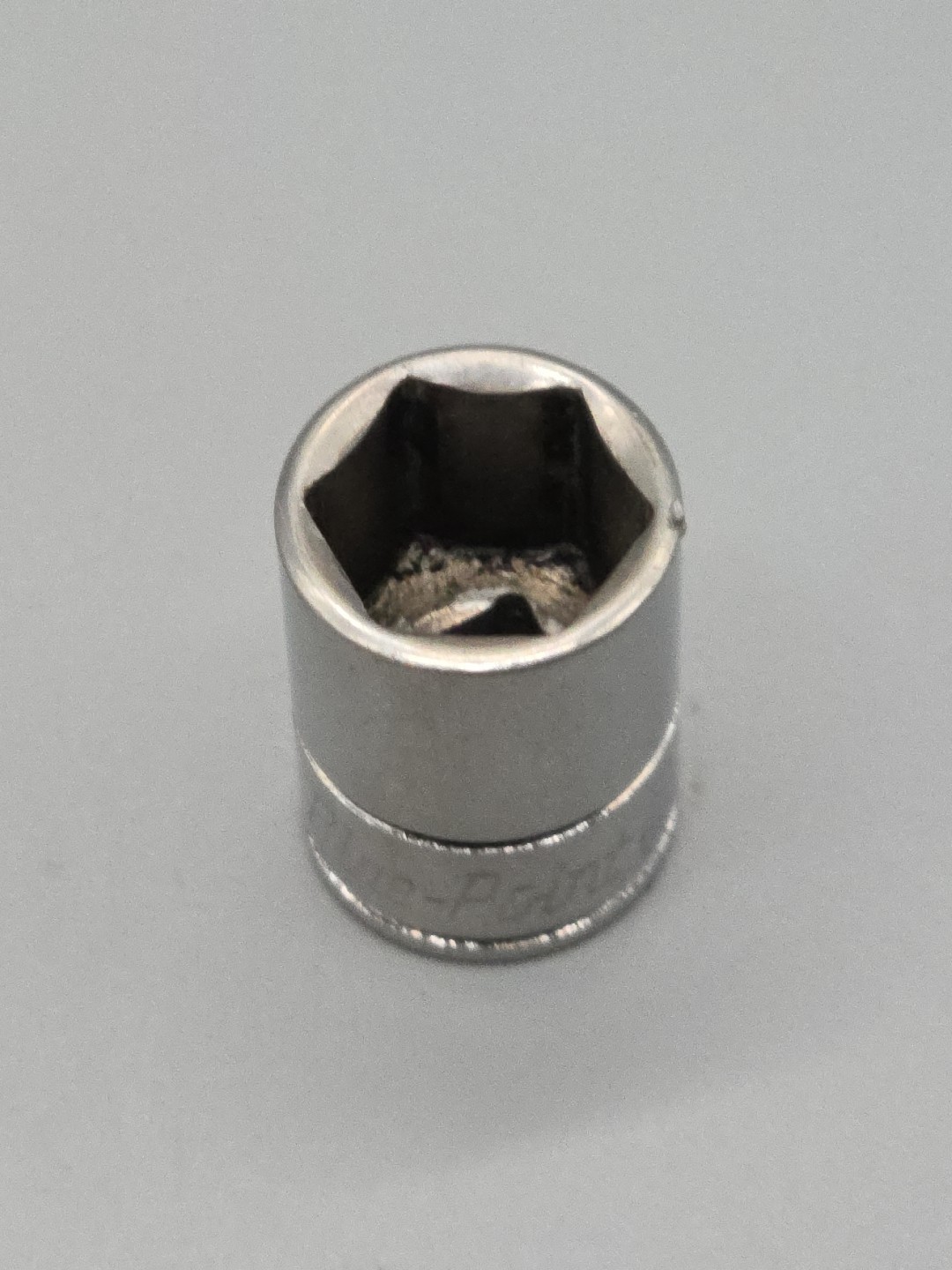 Blue- Point Tools BLPSM1413 6 Pt 1/4″ Drive 13mm Shallow Metric Socket USA