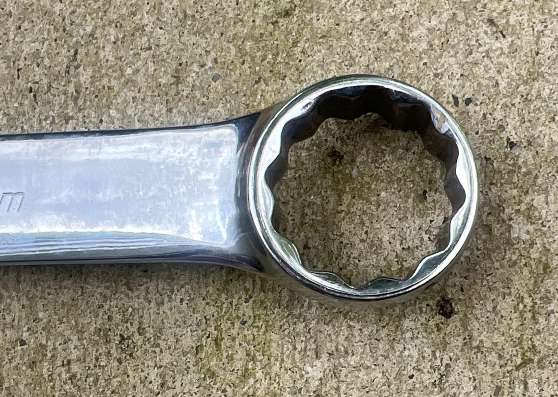 Snap-On 29 mm 12-Point Metric Combo Wrench. OEXM290B. (2B1)