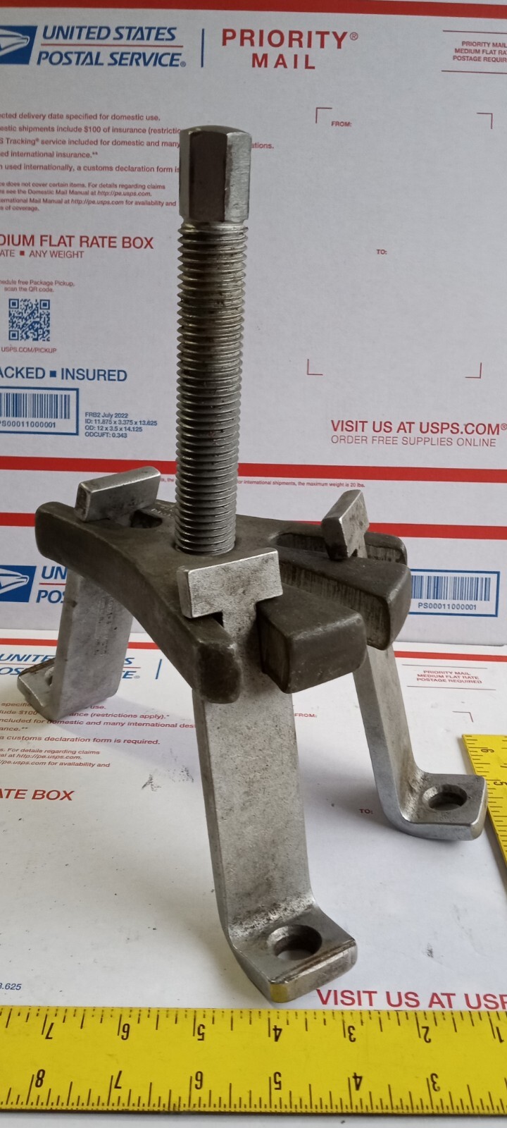 PROTO HEAVY DUTY HUB PULLER 9-46642 3 ARM HUB & WHEEL STRIKER MADE IN USA