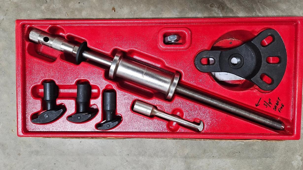 Snap On CJ2003A 8 Piece Rear Axle Puller Set