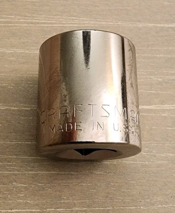 Craftsman USA 11/16″ Socket 12 Point 3/8″ Drive Inverted G1 44336