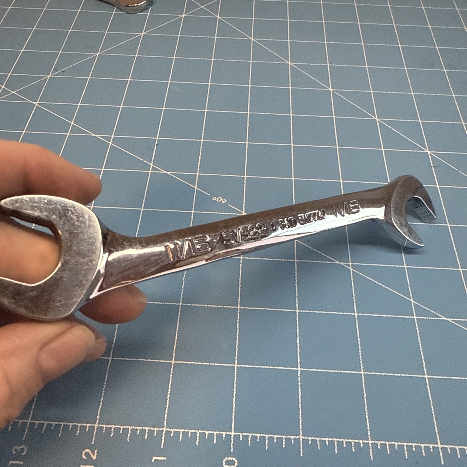 Snap On 11/16″ 4-Way Flank Drive Plus Angle Wrench SVS22 MINT