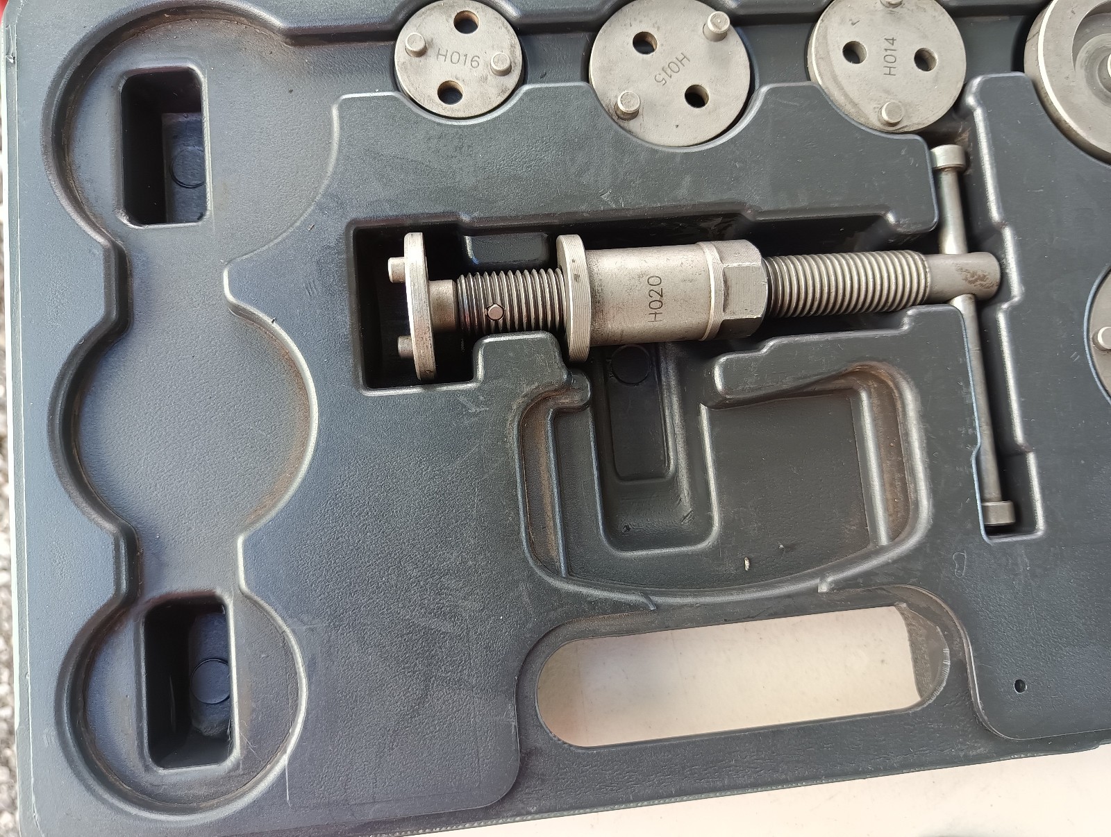 Evertough 11 piece Disc Brake Caliper Tool Set #67090 – Used