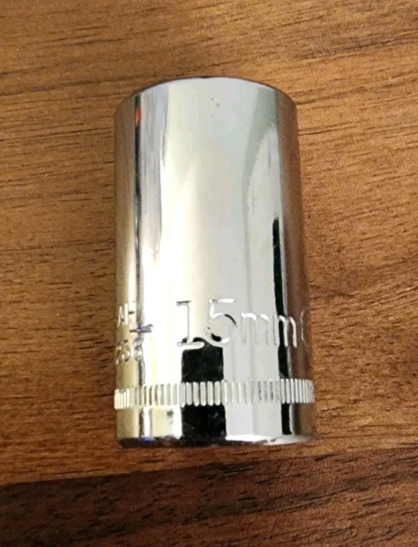 Craftsman 15mm Socket 12 Point 1/2″ Drive Z-AH 44236