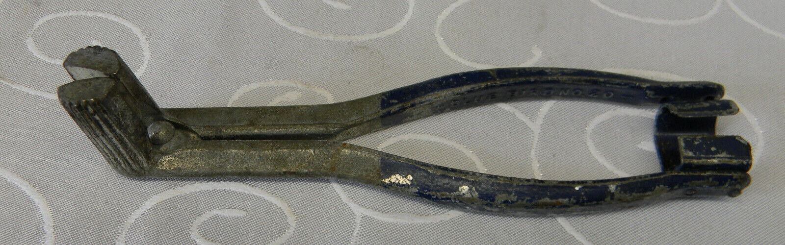 VINTAGE BLUE BIRD BATTERY TERMINAL PLIERS #20 FORGED STEEL MADE IN USA