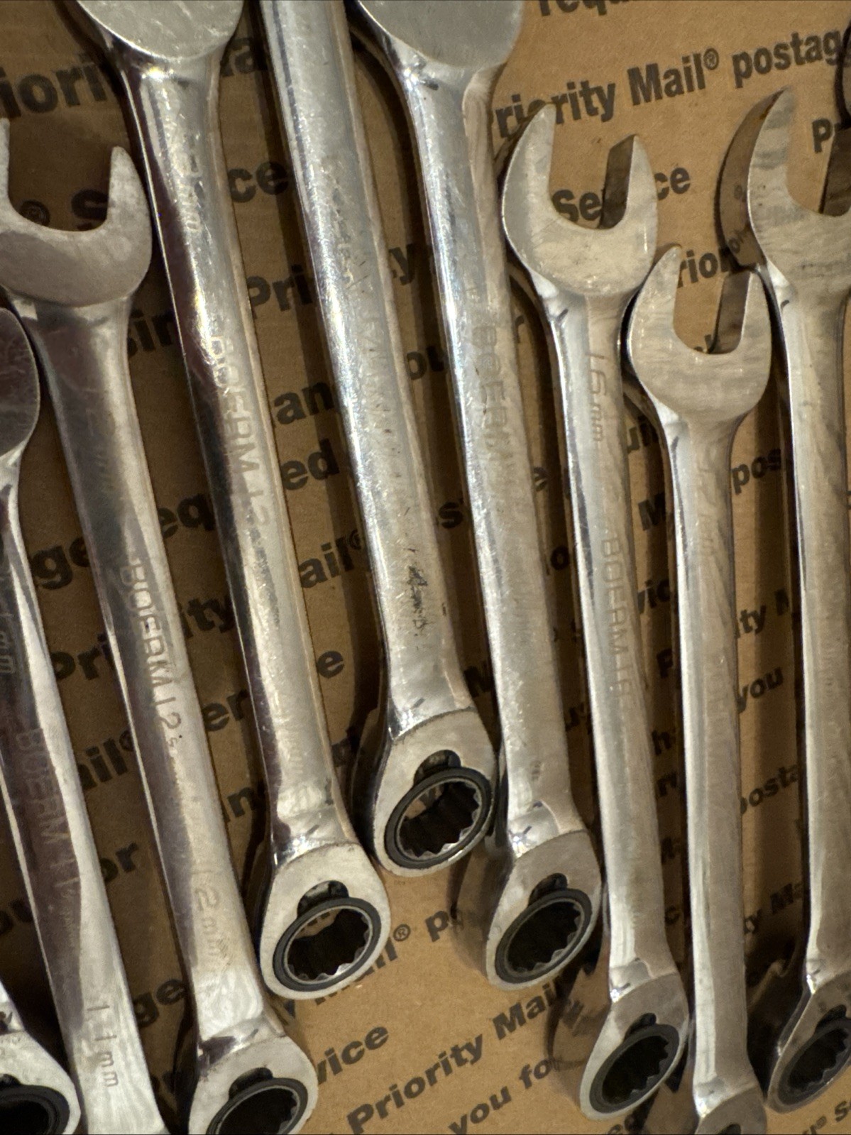Blue Point 12 Pc Metric Reversible Ratcheting Wrench Set 8-19mm BOERM712