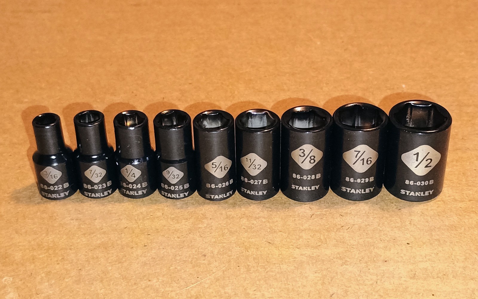 Stanley Black Chrome 9 Piece Shallow Short SAE 6 Point Socket Set For 1/4″ Drive