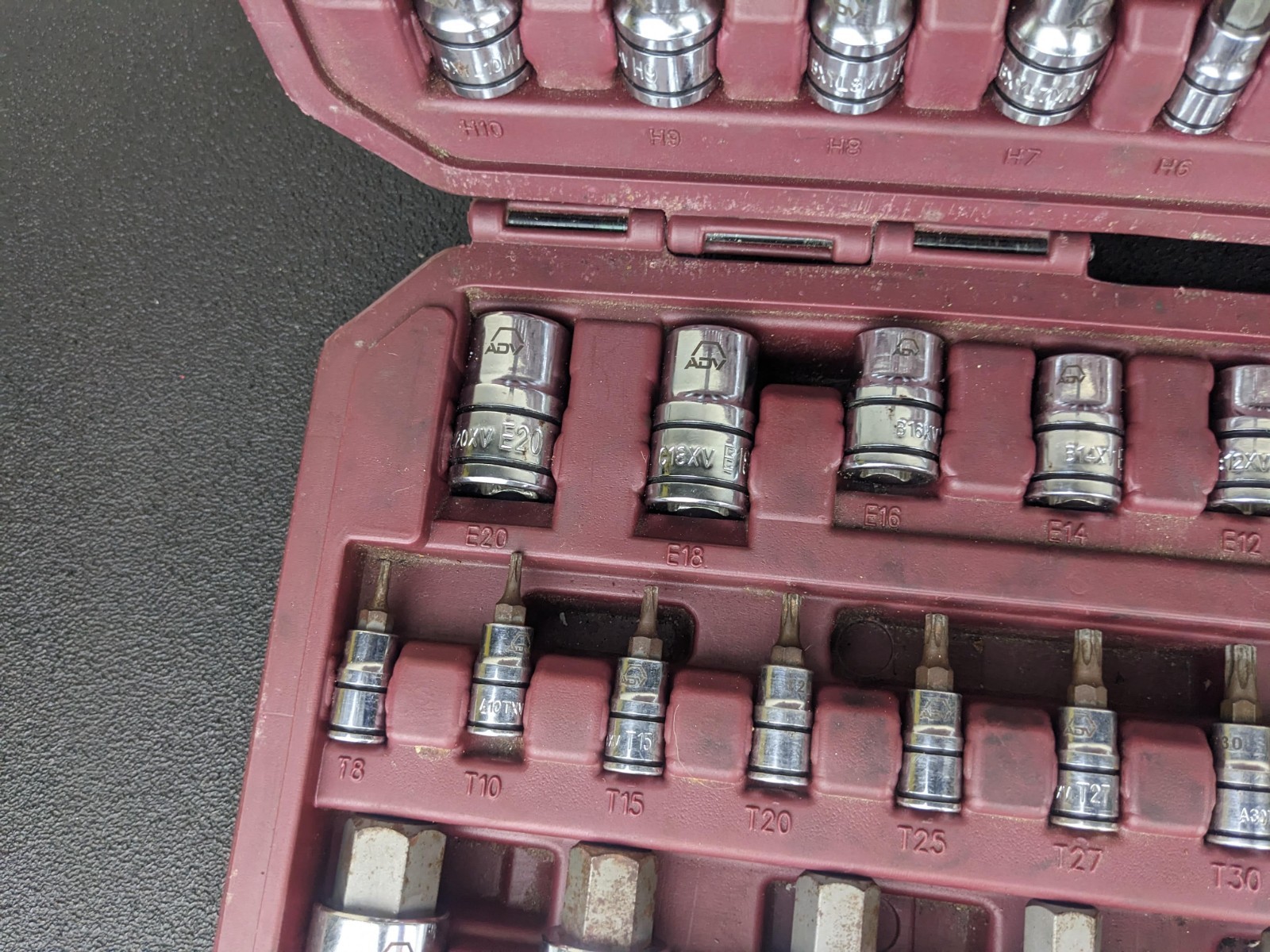 #bo767 Matco Tools 75 Piece Master ADV Hex/Torx Bit Socket Set Model SBS75VA