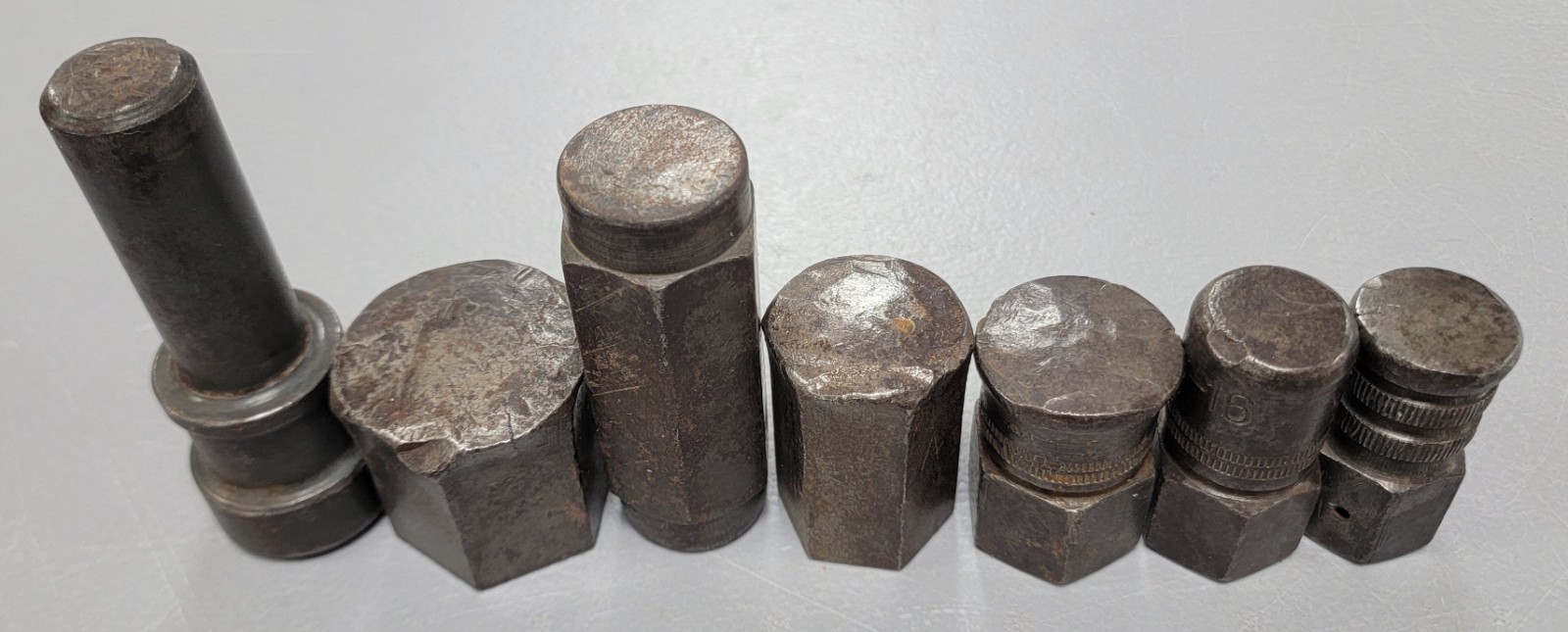 Wheel/Hub Knock-Out Puller Multiple Sizes 5/8″, 13/16″ & More (LOT OF 7) Used