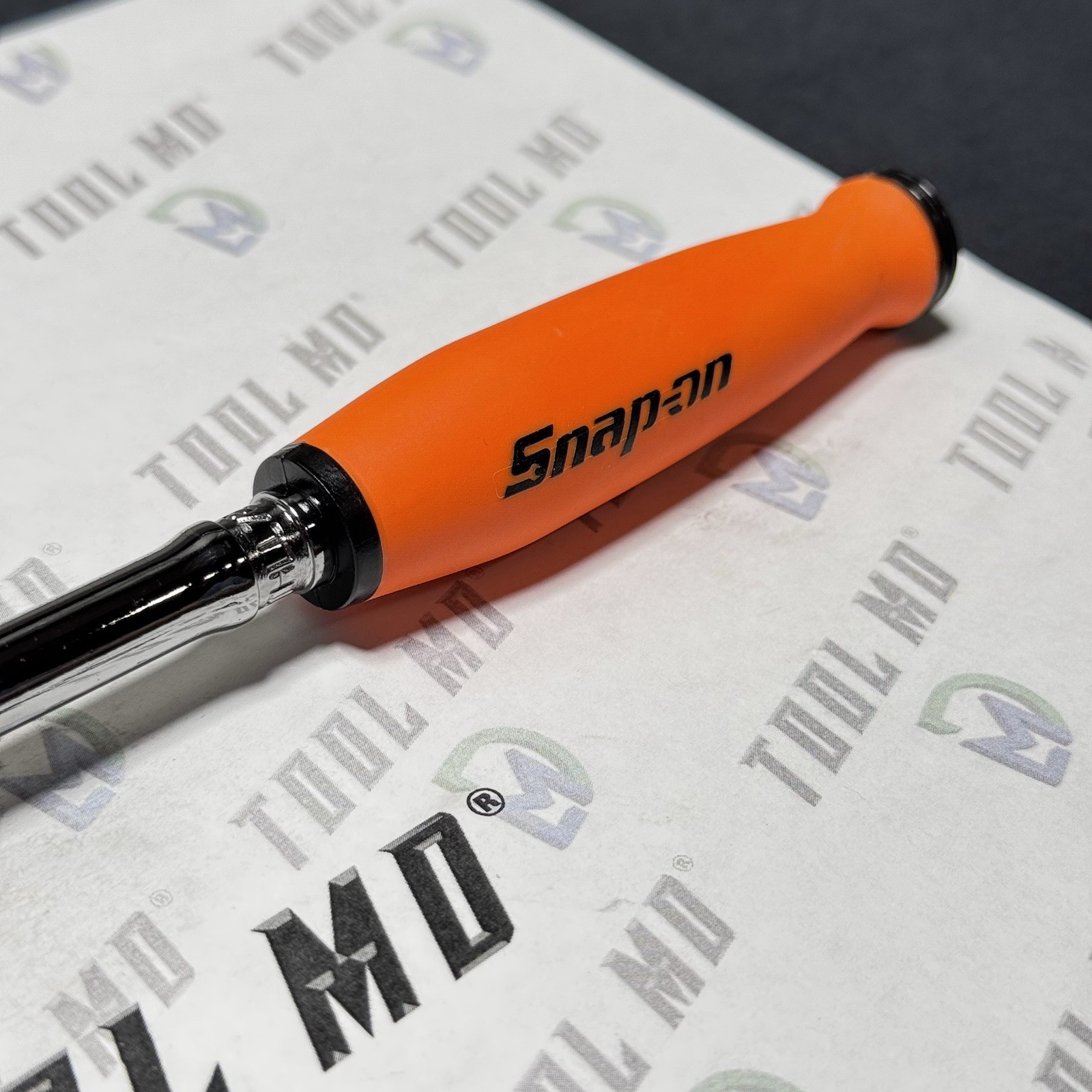 Snap-on Tools CUSTOM REVERSE ORANGE 3/8″ Drive Compact Extra-Long Fixed Ratchet