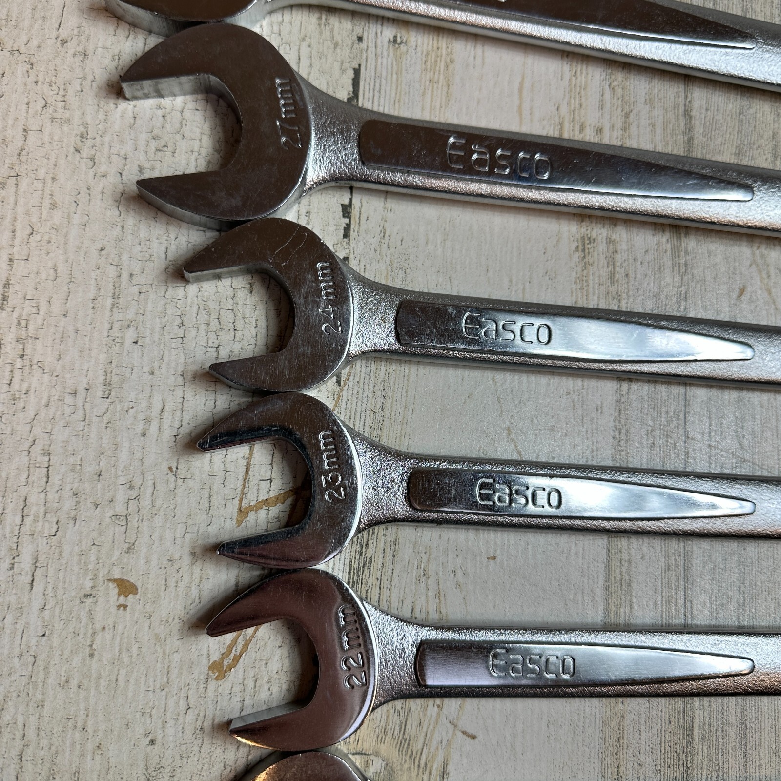 EASCO USA METRIC COMBINATION WRENCH SET 11MM – 32MM 12 POINT (13 WRENCHES)