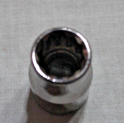 KOBALT 1/2in. 12 POINT 1/2in. DRIVE STANDARD SOCKET NEW.