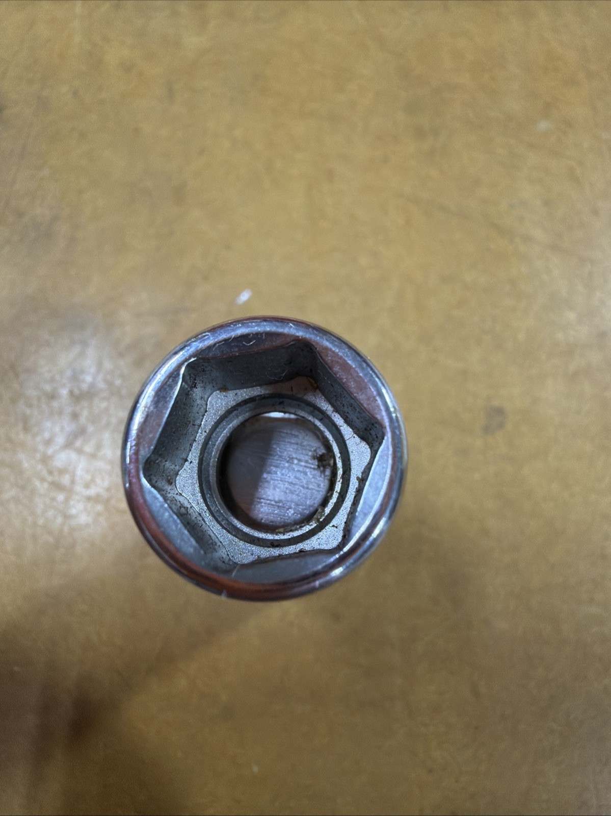 Snap-on Tools FSUM12 3/8-drive 6-point 12mm Shallow Universal Socket