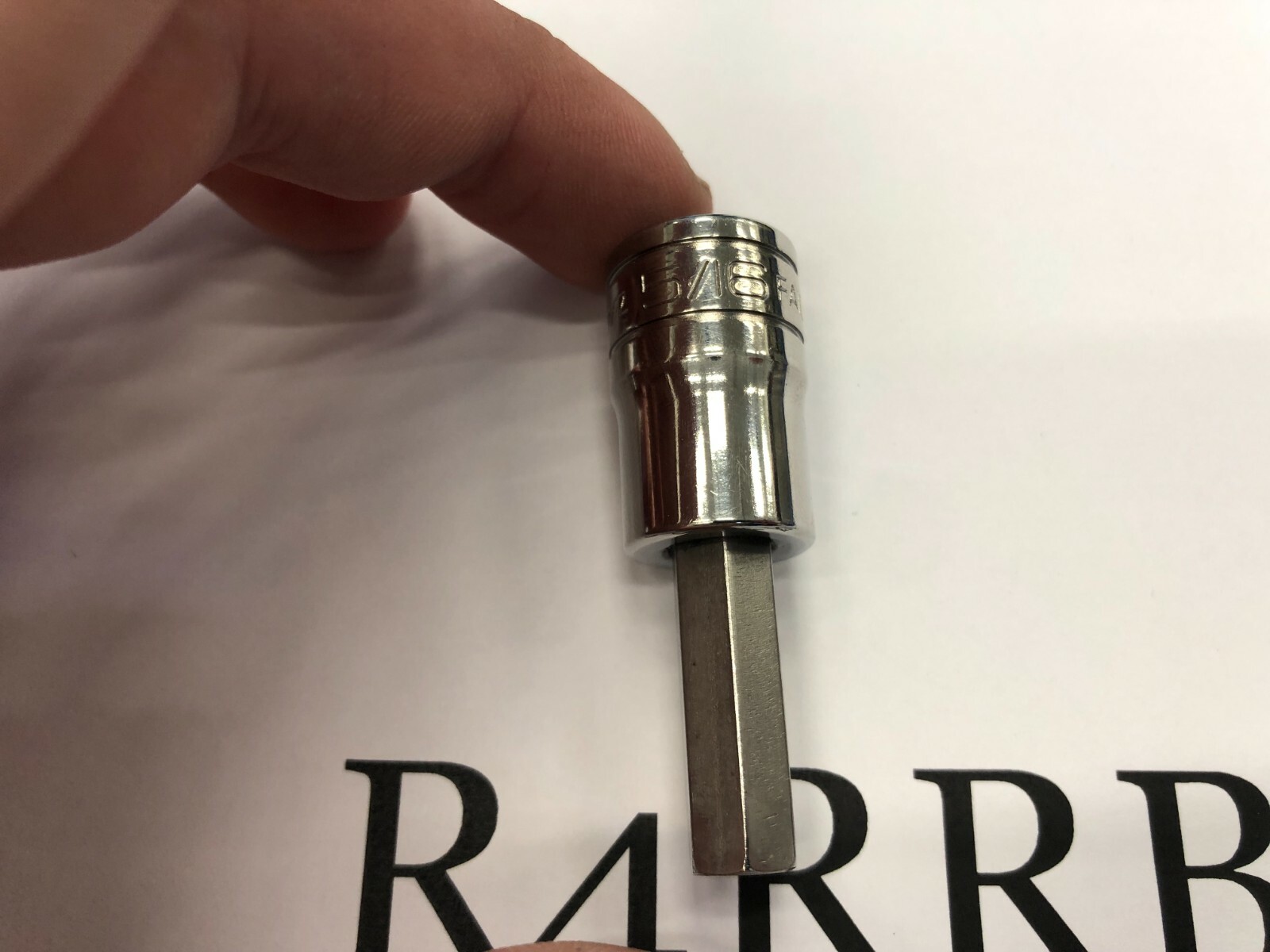 Snap-On Tools USA 2004 3/8″ Drive 5/16″ SAE Hex Bit Chrome Socket Driver FA10E
