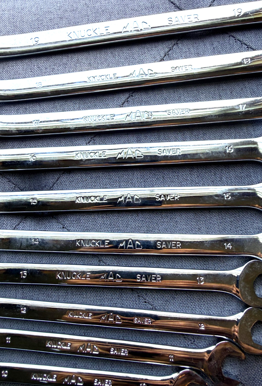 MAC Tools 10pc Metric MB19KS Knuckle Saver Combo End Wrench Set, #10 thru #19