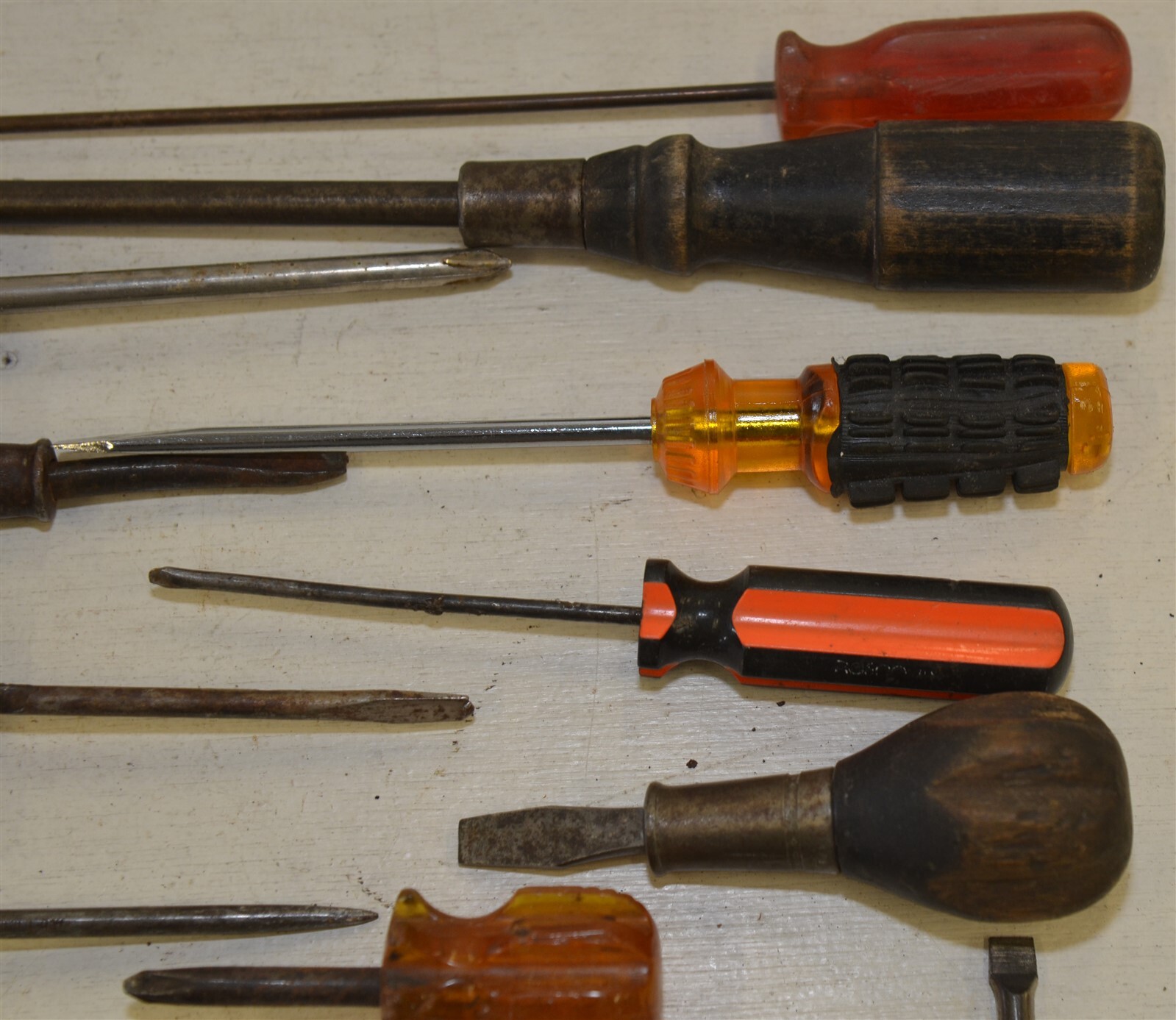 Snap-on Tools Decal & Assortment of 19 Screwdrivers & Other Tools Craftsman