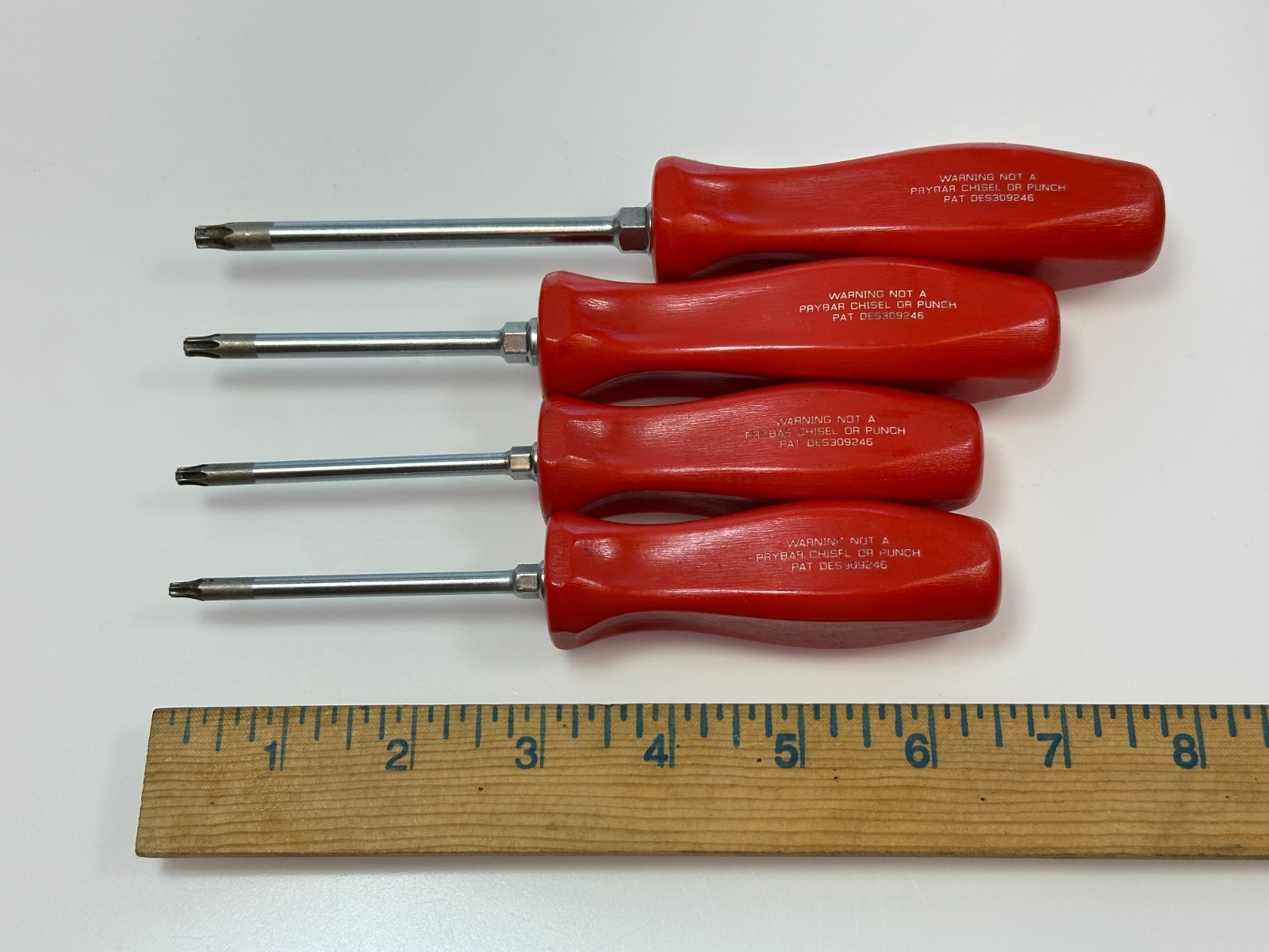 🇺🇸 Snap-on Tools USA 4pc RED Hard Handle Torx Screwdriver Set, T15 T20 T25 T30