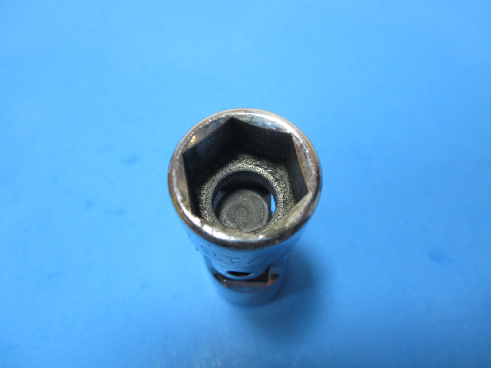 MAC TOOLS XU186, 9/16-inch 6-point 3/8-drive Universal shallow socket *USA*