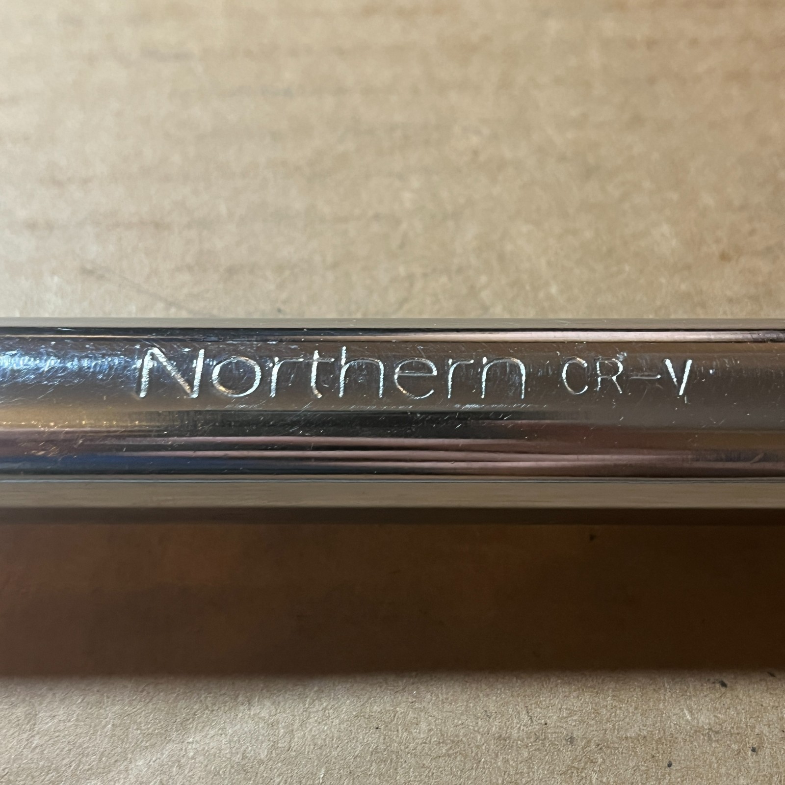 Northern 3/4″ Drive Breaker Bar 20″ Long Flex End Cr-V Chrome Knurled Handle