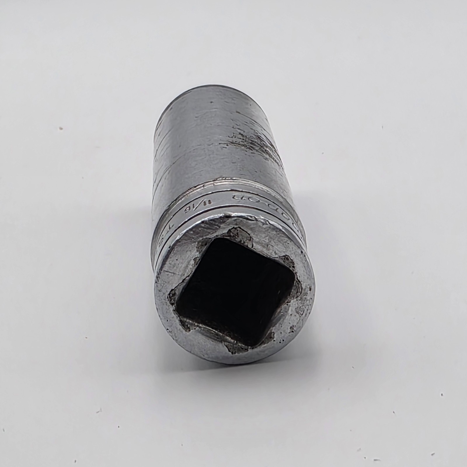 Snap-On TS-221 11/16 Deep Socket 1/2 Drive USA Vintage Chrome Tool