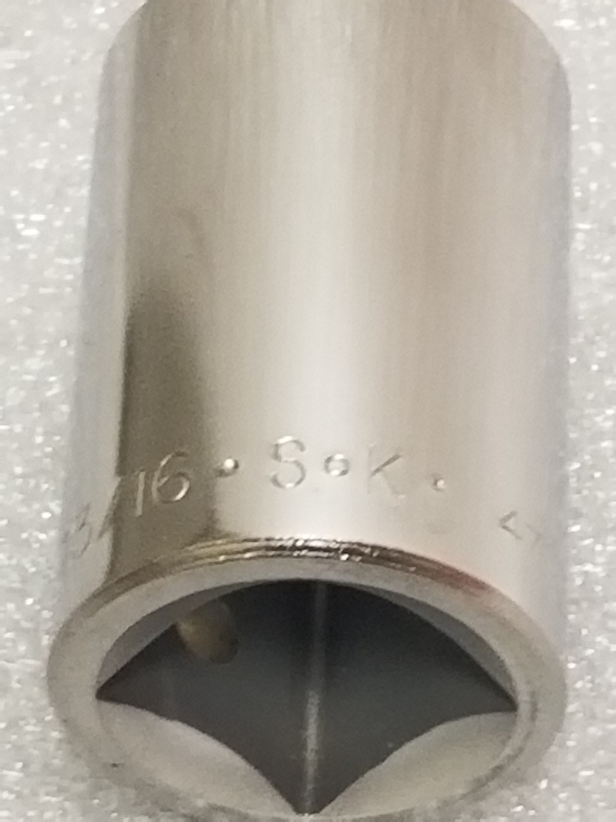 S-K 47126 Standard Socket 3/4″ Drive 12-Pt 13/16-inch SuperKrome Made in USA