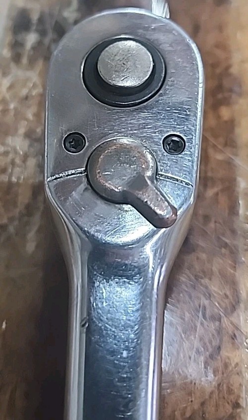 Craftsman Ratchet CMMT81748 3/8″ Quick Release Silver,Black,or Copper Switch