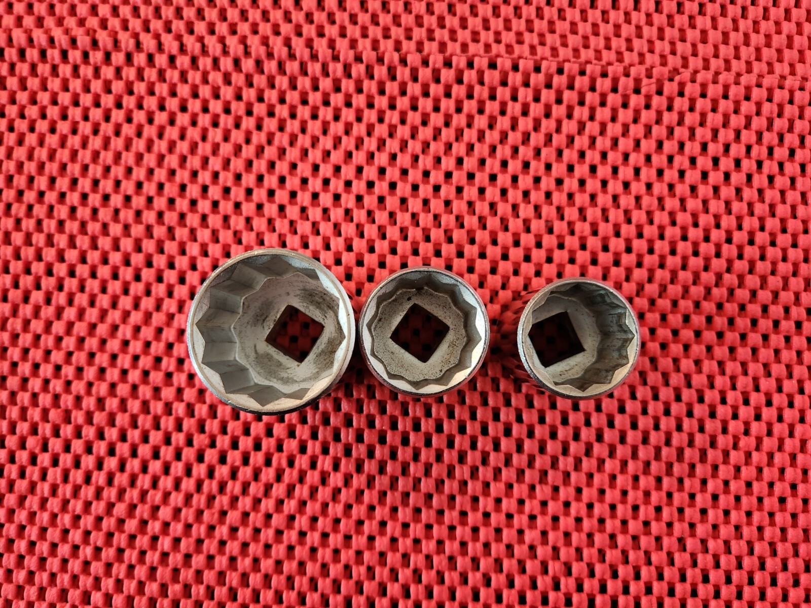 MADE IN U.S.A., 3 KAL 1/2″ DRIVE SOCKETS, 1 – 1/4″, 1″, & 15/16″, 12 POINTS