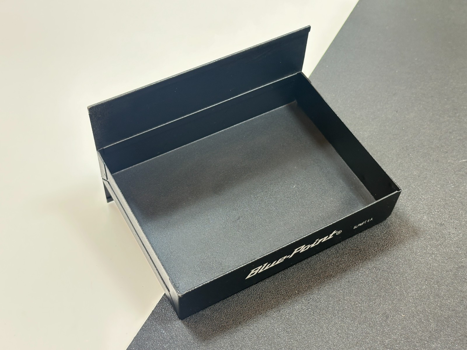 Blue Point Tools BLPMPT6A 6″ Magnetic Tray, Metal Parts Auto Tech Tray Holder