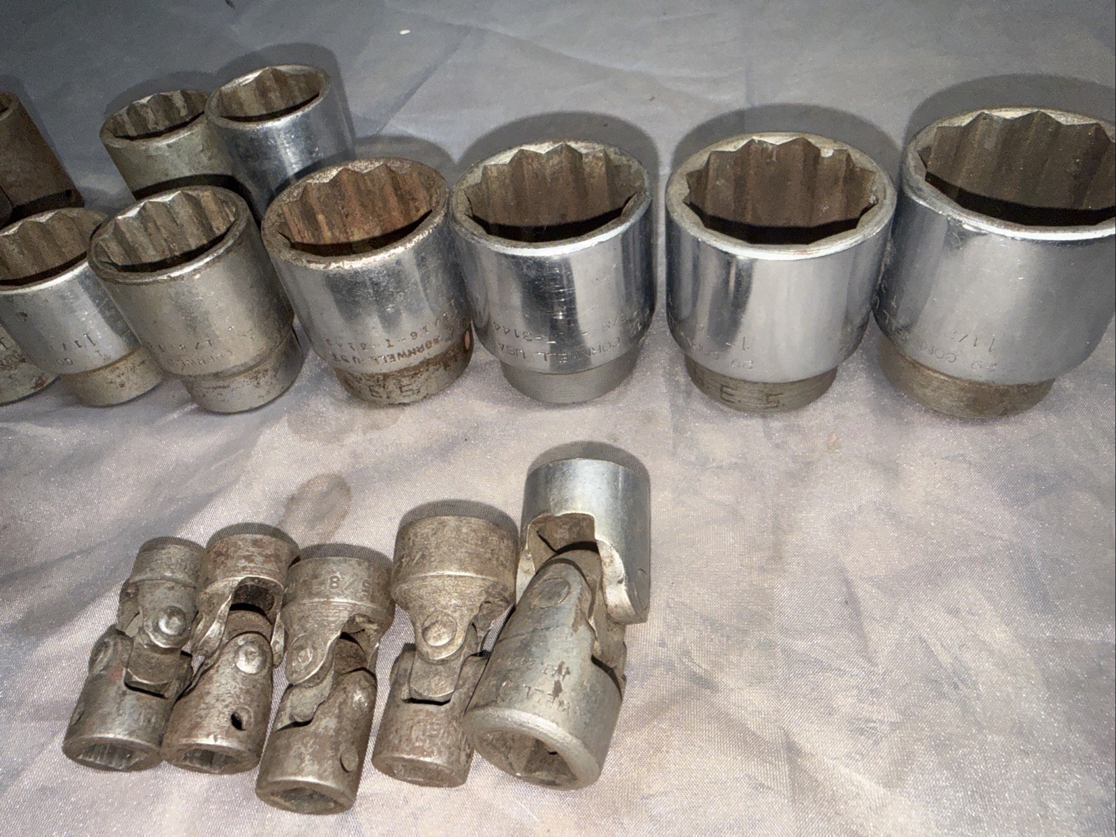 Cornwell Tools Socket Tool Lot 31 Pieces 1/2 And 3/8 Drive SAE Large Sizes