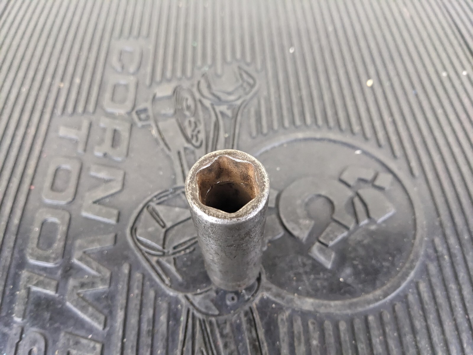 #ak800 SNAP ON TOOLS CANADA SIM220 11/16″ 6 POINT 1/2″ DRIVE DEEP IMPACT SOCKET