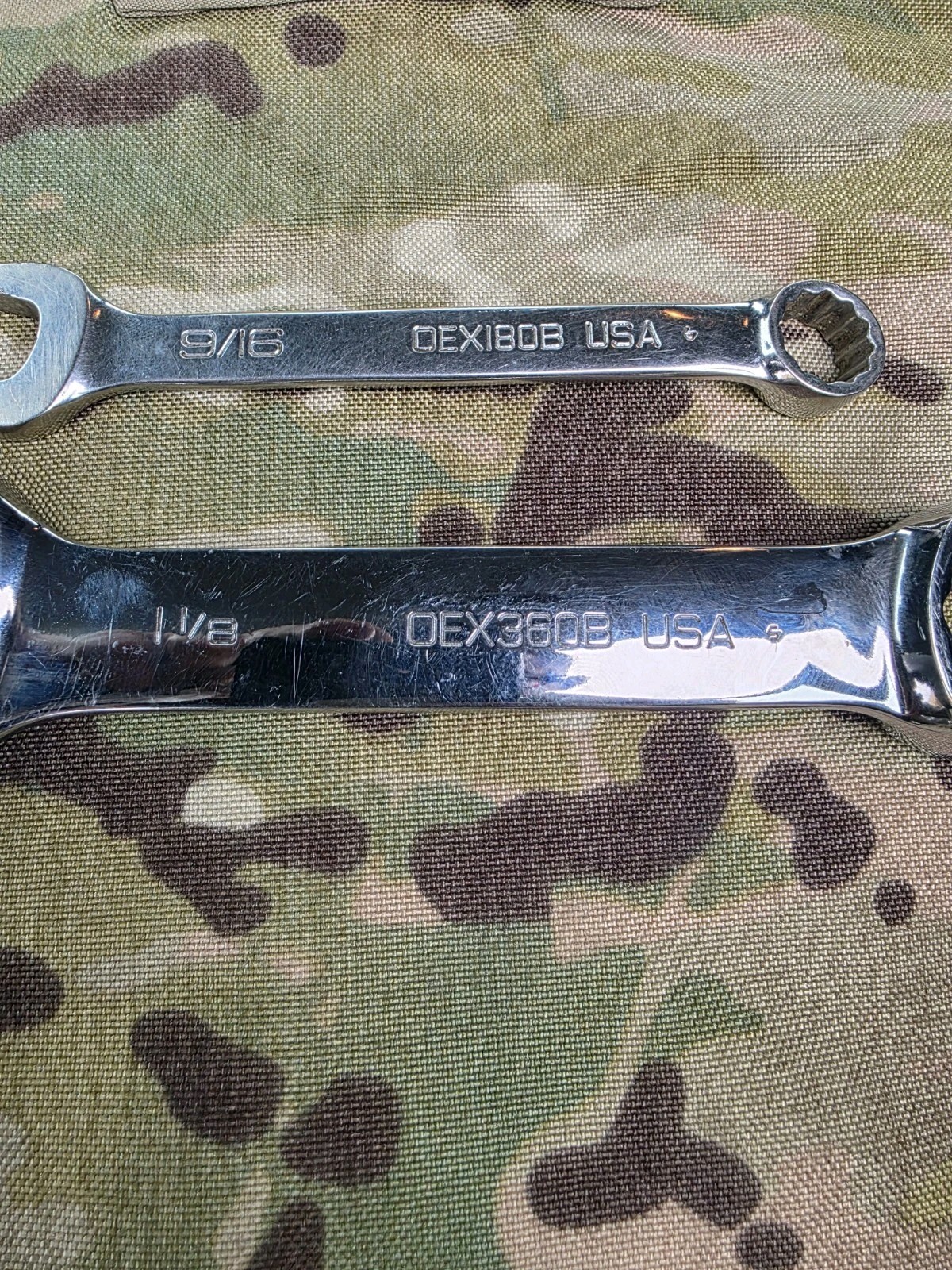 Snap On 1-1/8″ SAE Short Combination Wrench, Part# OEX360B And 9/16″ # OEX180B