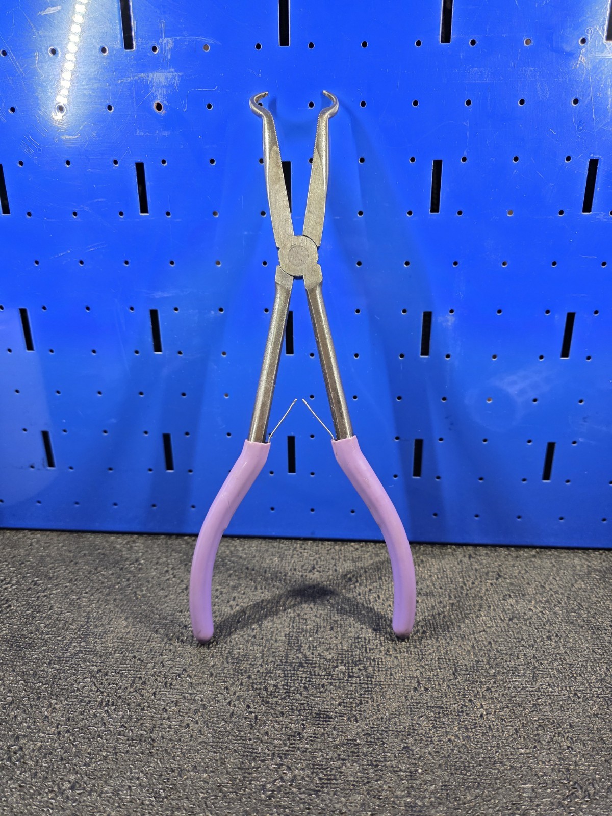 Matco Tools HGG16BPAP PURPLE 1/2″ Diameter Spring Loaded Handle Hose Grip Pliers