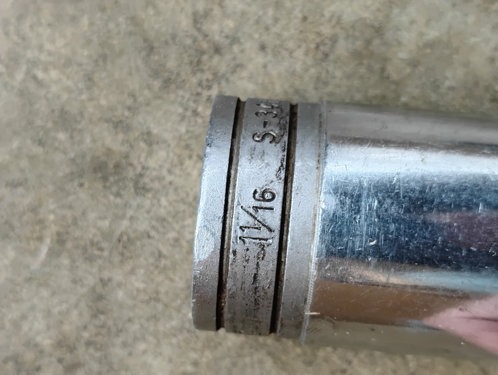 Snap-on 1/2″ Drive 12-Point SAE 1-1/16″ Deep Socket S-341 Made in USA