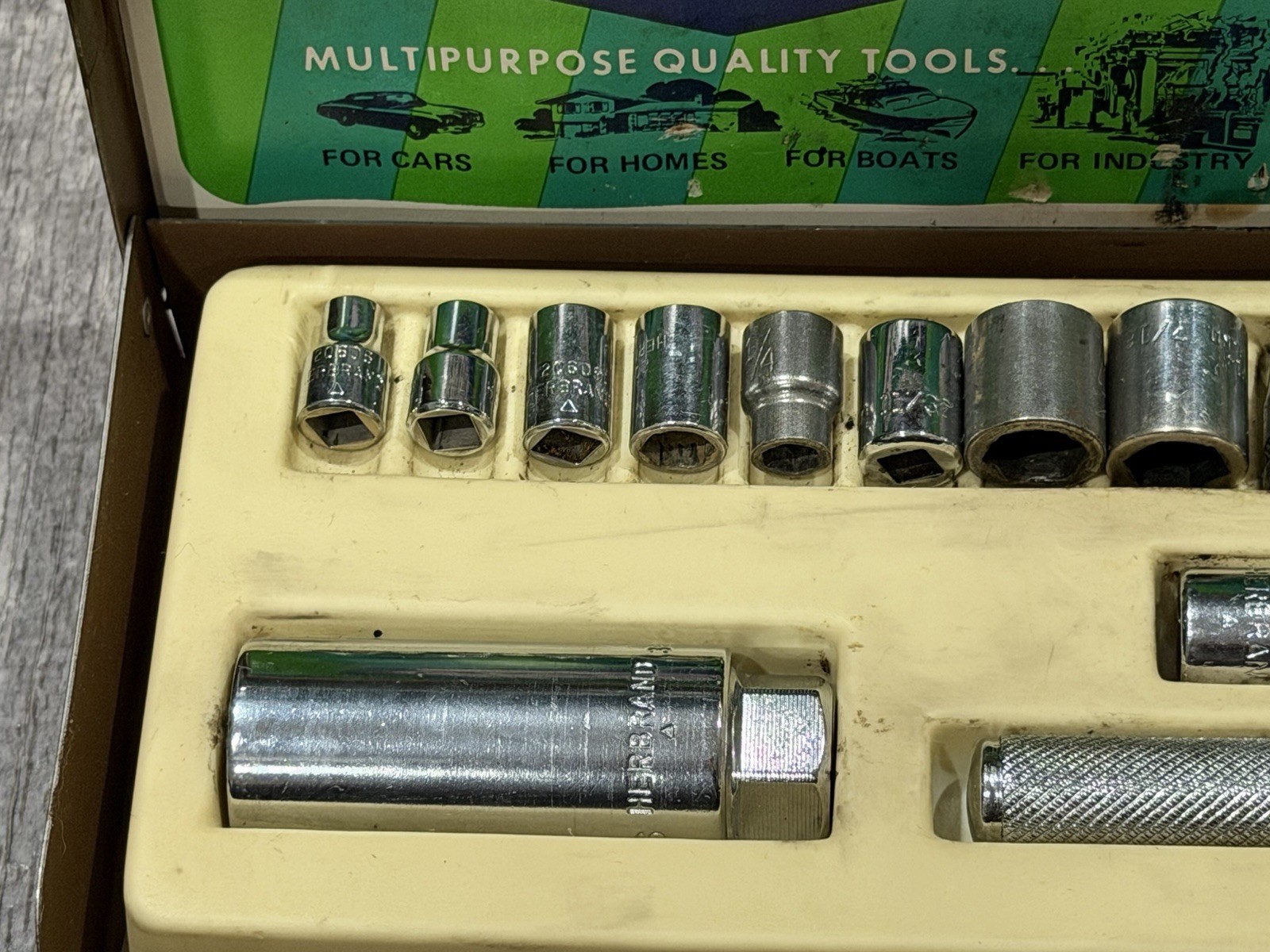 VINTAGE Herbrand 19PC 1/4” & 3/8″ Chrome Plated Drive Socket Set (09019)/USA