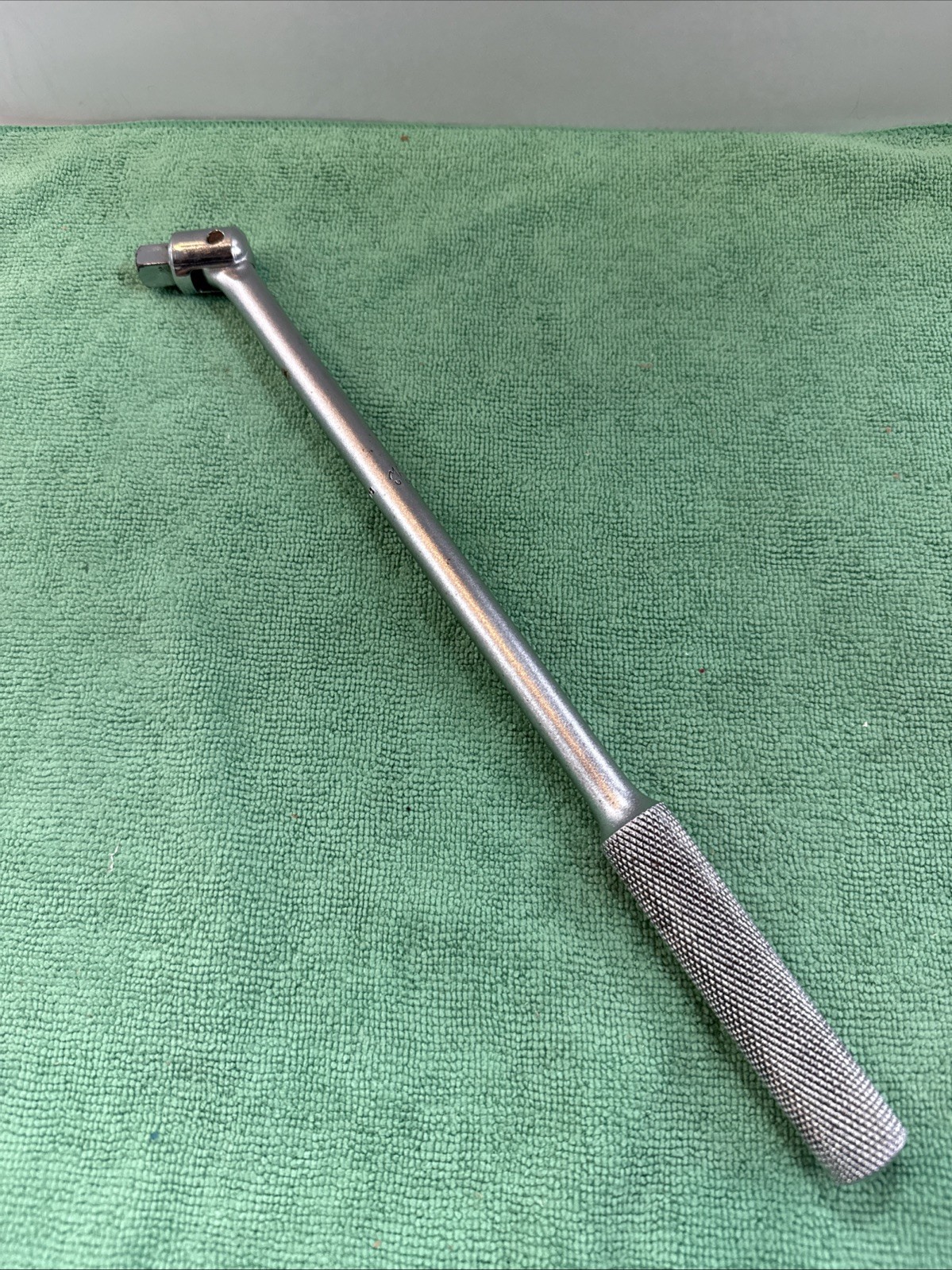 Mac Tools X12F 3/8″ Drive 12″ Knurled Handle Flex Head Breaker Bar USA