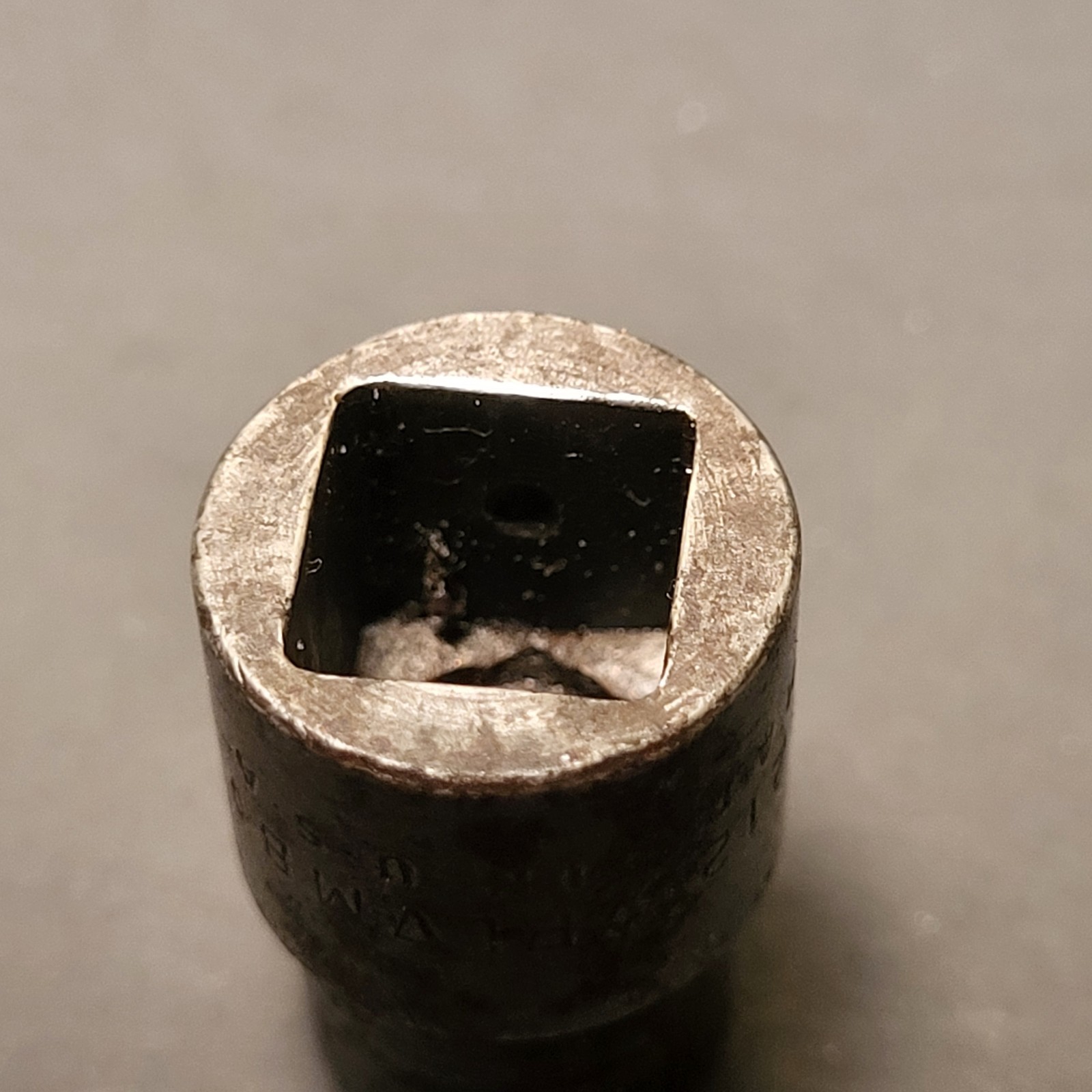 Plomb 3/8” socket 3/8” drive 12 point 5212 made in USA pre war
