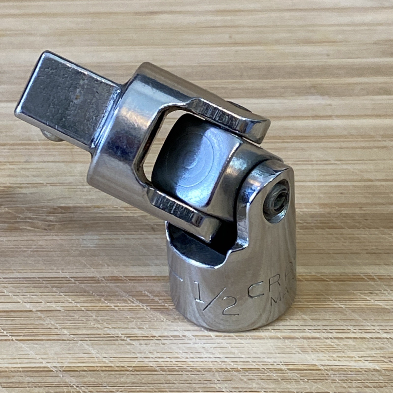 Craftsman USA 1/2″ Drive -V- 4425 Swivel Universal Joint Socket Adapter Mint