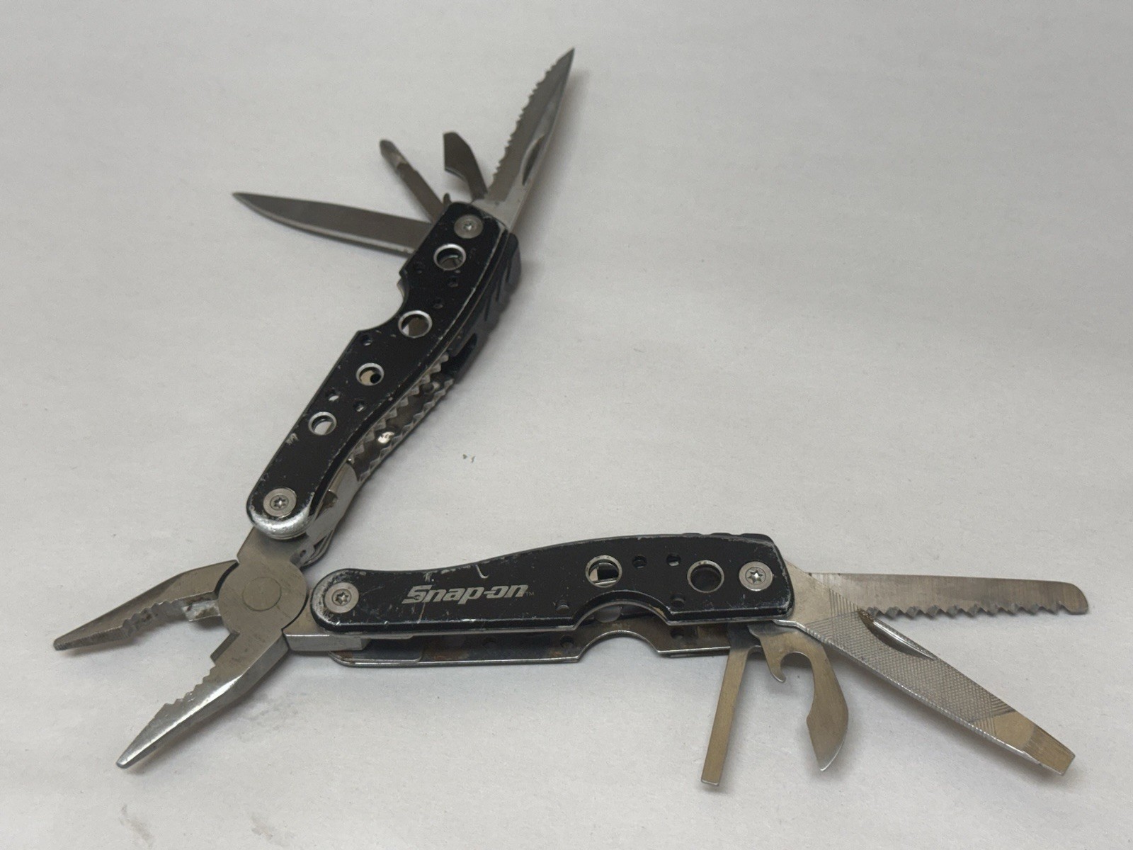Snap-On Needle Nose Pliers Black Multi Tool Knife