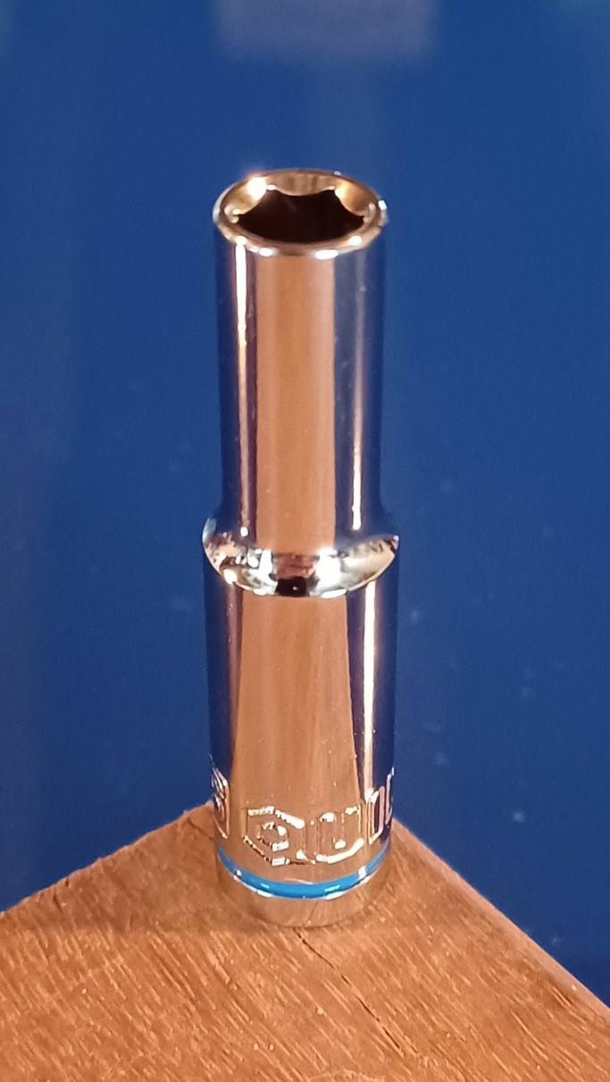 Quinn 1/4″ Drive 6 Pt. Deep Socket Polished Chrome Pick a Size NEW SAE MM Metric